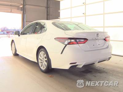 2022 Toyota Camry SE - zdjęcie 6 z 24 - miniatura