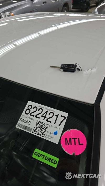 2022 Toyota Camry SE - zdjęcie 20 z 24 - miniatura