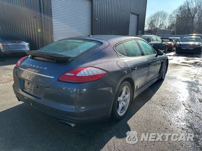 2013 Porsche Panamera - zdjęcie 5 z 22 - miniatura