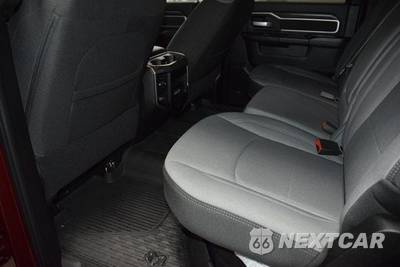 2024 Ram 4500 Cab Chassis SLT Crew Cab DRW - zdjęcie 35 z 46 - miniatura