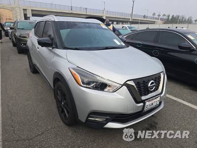 2020 Nissan Kicks SR - zdjęcie 3 z 23 - miniatura