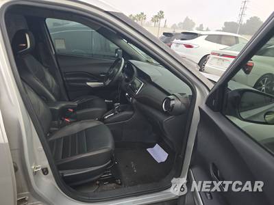 2020 Nissan Kicks SR - zdjęcie 8 z 23 - miniatura
