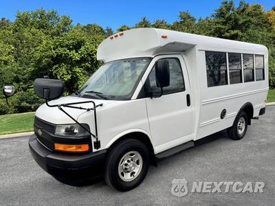 2018 Chevrolet Express 3500 Cutaway 1WT - zdjęcie 3 z 41 - miniatura