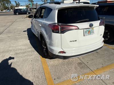 2018 Toyota RAV4 XLE - zdjęcie 4 z 8 - miniatura