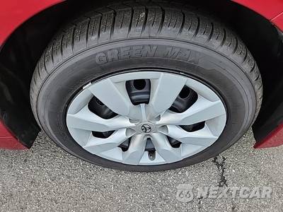 2022 Toyota Corolla LE Sedan - zdjęcie 9 z 21 - miniatura