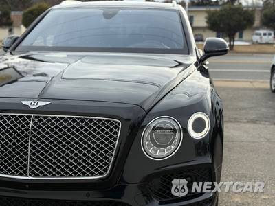 2017 Bentley Bentayga W12 - zdjęcie 11 z 38 - miniatura