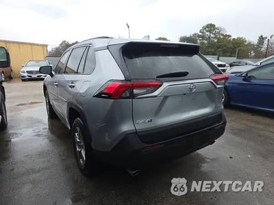 2025 Toyota RAV4 XLE - zdjęcie 6 z 24 - miniatura