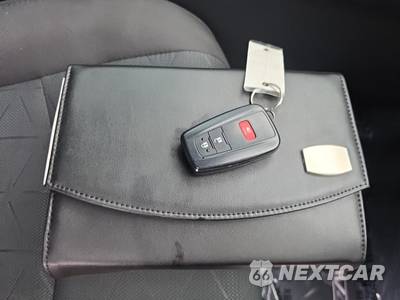 2025 Toyota RAV4 XLE - zdjęcie 21 z 24 - miniatura