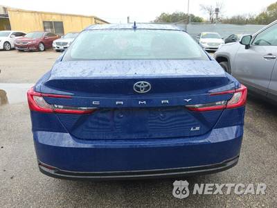 2025 Toyota Camry LE - zdjęcie 5 z 25 - miniatura