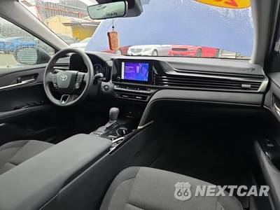 2025 Toyota Camry LE - zdjęcie 25 z 25 - miniatura
