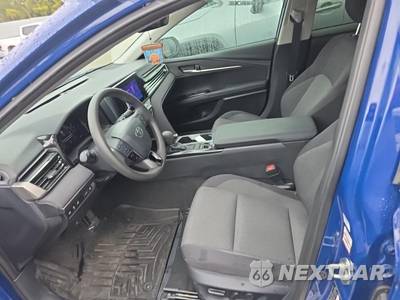 2025 Toyota Camry LE - zdjęcie 13 z 25 - miniatura