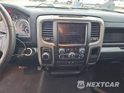 2021 Ram 1500 Classic Tradesman Extended Cab Short Bed - zdjęcie 4 z 26 - miniatura
