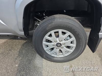2026 Toyota Tacoma SR5 Crew Cab Medium Bed - zdjęcie 11 z 21 - miniatura
