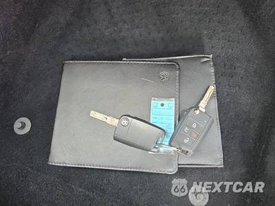 2015 Volkswagen Golf TDI S Hatchback - zdjęcie 19 z 21 - miniatura
