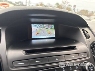 2015 Ford Focus SE Sedan - zdjęcie 11 z 11 - miniatura