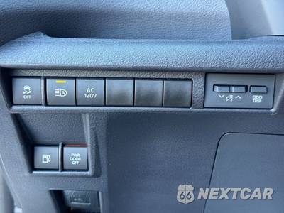 2024 Toyota Sienna XSE 7-Passenger 120.5" WB - zdjęcie 16 z 48 - miniatura