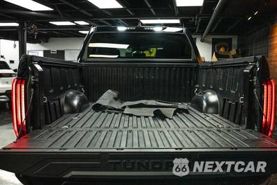 2022 Toyota Tundra SR5 Crew Cab Short Bed - zdjęcie 7 z 27 - miniatura