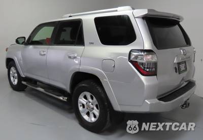 2016 Toyota 4Runner SR5 - zdjęcie 4 z 10 - miniatura
