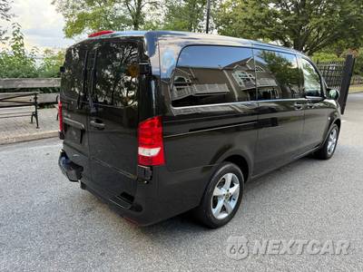 2018 Mercedes-Benz Metris Passenger Van 126.0" WB - zdjęcie 2 z 19 - miniatura