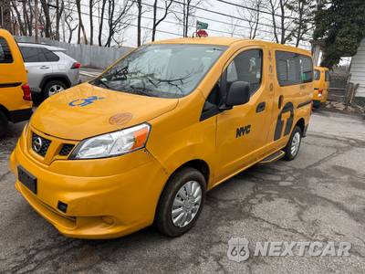 2016 Nissan NV200 Taxi Minivan 115.2" WB - zdjęcie 2 z 13 - miniatura