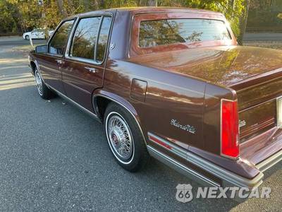 1987 Cadillac DeVille Sedan - zdjęcie 3 z 23 - miniatura