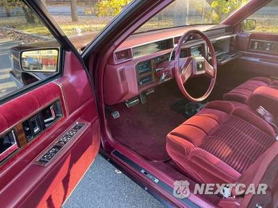 1987 Cadillac DeVille Sedan - zdjęcie 7 z 23 - miniatura
