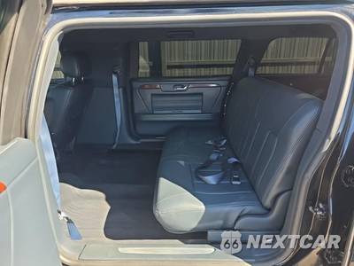 2006 Cadillac DTS Professional Limousine - zdjęcie 16 z 25 - miniatura