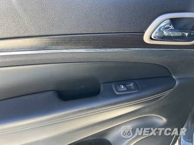 2014 Jeep Grand Cherokee Limited - zdjęcie 31 z 49 - miniatura