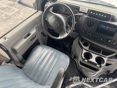 2014 Ford Super Duty E-350 Cutaway DRW - zdjęcie 20 z 42 - miniatura