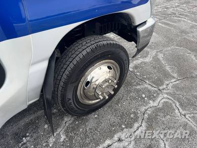 2014 Ford Super Duty E-350 Cutaway DRW - zdjęcie 36 z 42 - miniatura
