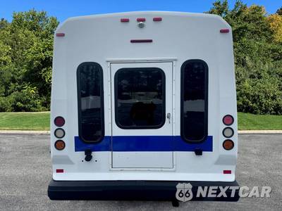 2014 Ford Super Duty E-350 Cutaway DRW - zdjęcie 7 z 42 - miniatura