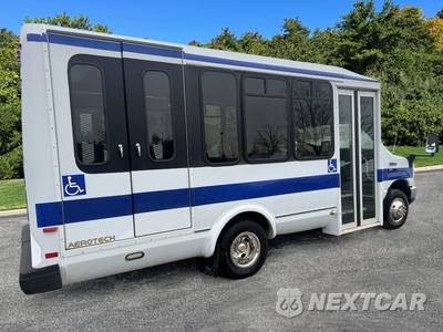 2014 Ford Super Duty E-350 Cutaway DRW - zdjęcie 10 z 42 - miniatura