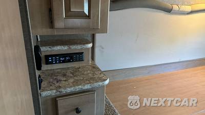 2018 Ford Super Duty F-53 Class A Motorhome Chassis DRW - zdjęcie 19 z 32 - miniatura