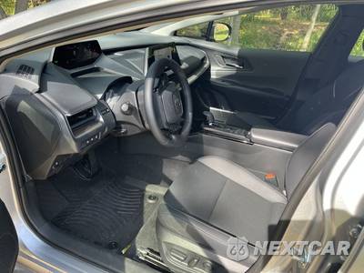 2023 Toyota Prius XLE - zdjęcie 14 z 19 - miniatura