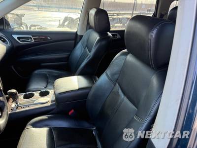 2013 Nissan Pathfinder - zdjęcie 22 z 37 - miniatura