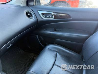 2013 Nissan Pathfinder - zdjęcie 31 z 37 - miniatura