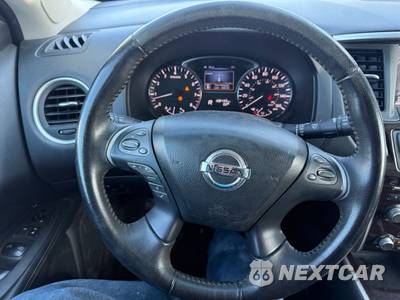 2013 Nissan Pathfinder - zdjęcie 33 z 37 - miniatura