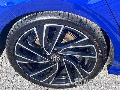 2015 Volkswagen Golf R Hatchback w/DCC & Navigation - zdjęcie 20 z 43 - miniatura