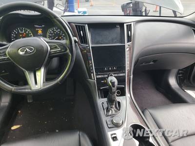 2018 INFINITI Q50 3.0t LUXE - zdjęcie 11 z 17 - miniatura