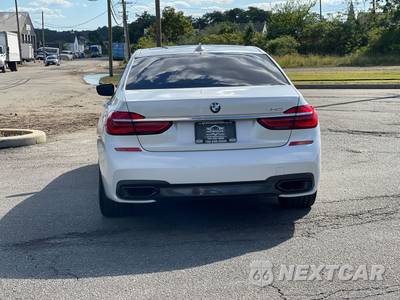 2019 BMW 7 Series Sedan 750i M SPORT LINE - zdjęcie 9 z 37 - miniatura