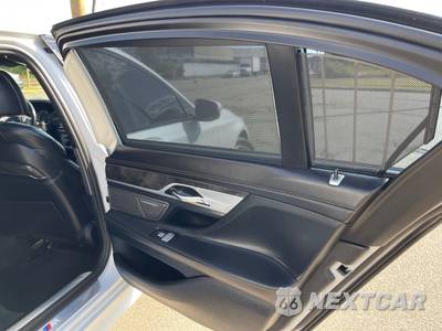 2019 BMW 7 Series Sedan 750i M SPORT LINE - zdjęcie 24 z 37 - miniatura