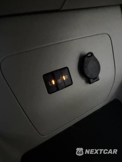 2012 Toyota Prius Four - zdjęcie 47 z 59 - miniatura