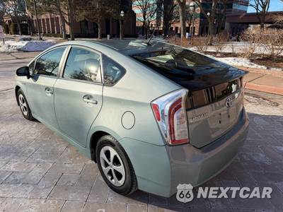 2013 Toyota Prius Four - zdjęcie 5 z 54 - miniatura