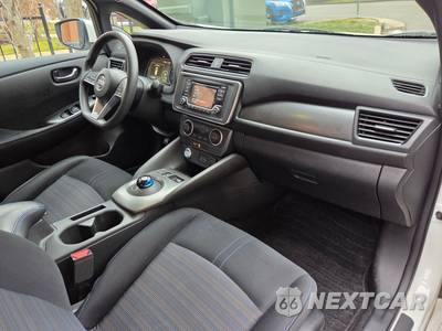 2018 Nissan LEAF S - zdjęcie 11 z 33 - miniatura