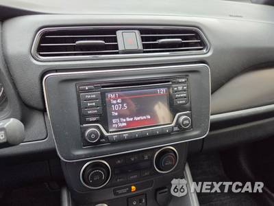 2018 Nissan LEAF S - zdjęcie 26 z 33 - miniatura