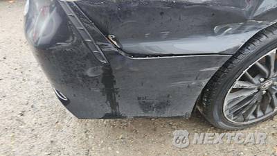 2020 Toyota Camry SE - zdjęcie 4 z 10 - miniatura
