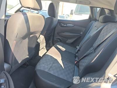 2017 Nissan Rogue Sport SV - zdjęcie 16 z 21 - miniatura