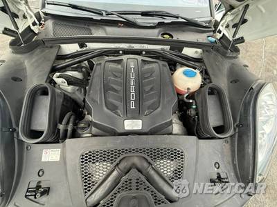 2016 Porsche Macan S - zdjęcie 13 z 29 - miniatura