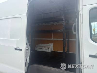 2016 Nissan NV2500 HD Cargo SV High Roof 146.1" WB - zdjęcie 19 z 45 - miniatura