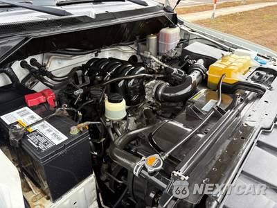 2016 Nissan NV2500 HD Cargo SV High Roof 146.1" WB - zdjęcie 42 z 45 - miniatura
